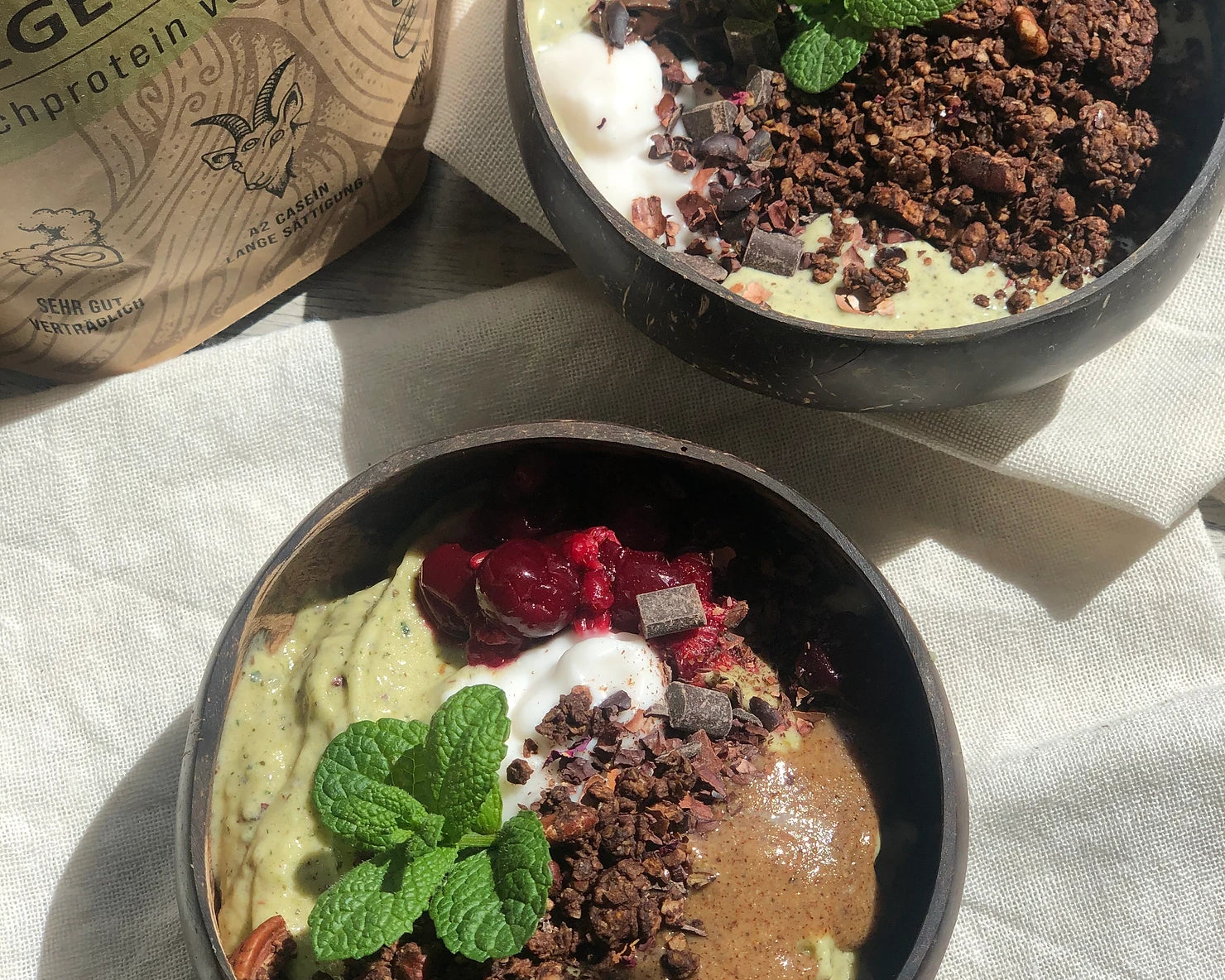 Matcha-Mint Smoothie Bowl